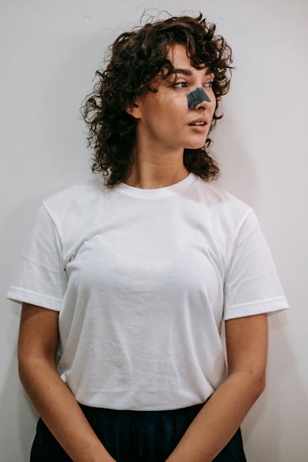 The Addictive Allure of Deep Blackhead Extractions: Why We Can't Look Away