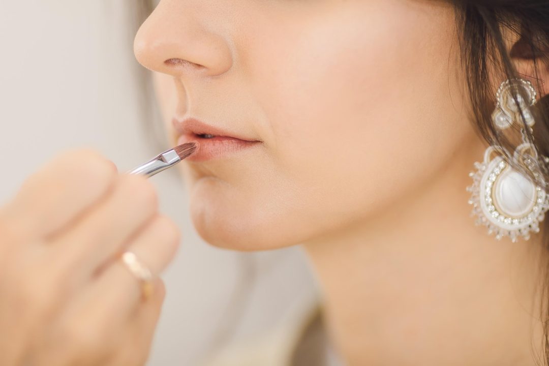Erase Mouth Lines with These 4 Simple Face Yoga Massages