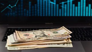 From Data Dreams to Digital Dollars: Launch Your First Data Product in 7 Days