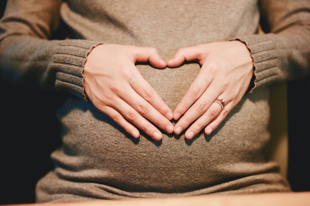5 Essential Daily Habits for a Thriving Pregnancy