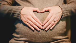 5 Essential Daily Habits for a Thriving Pregnancy